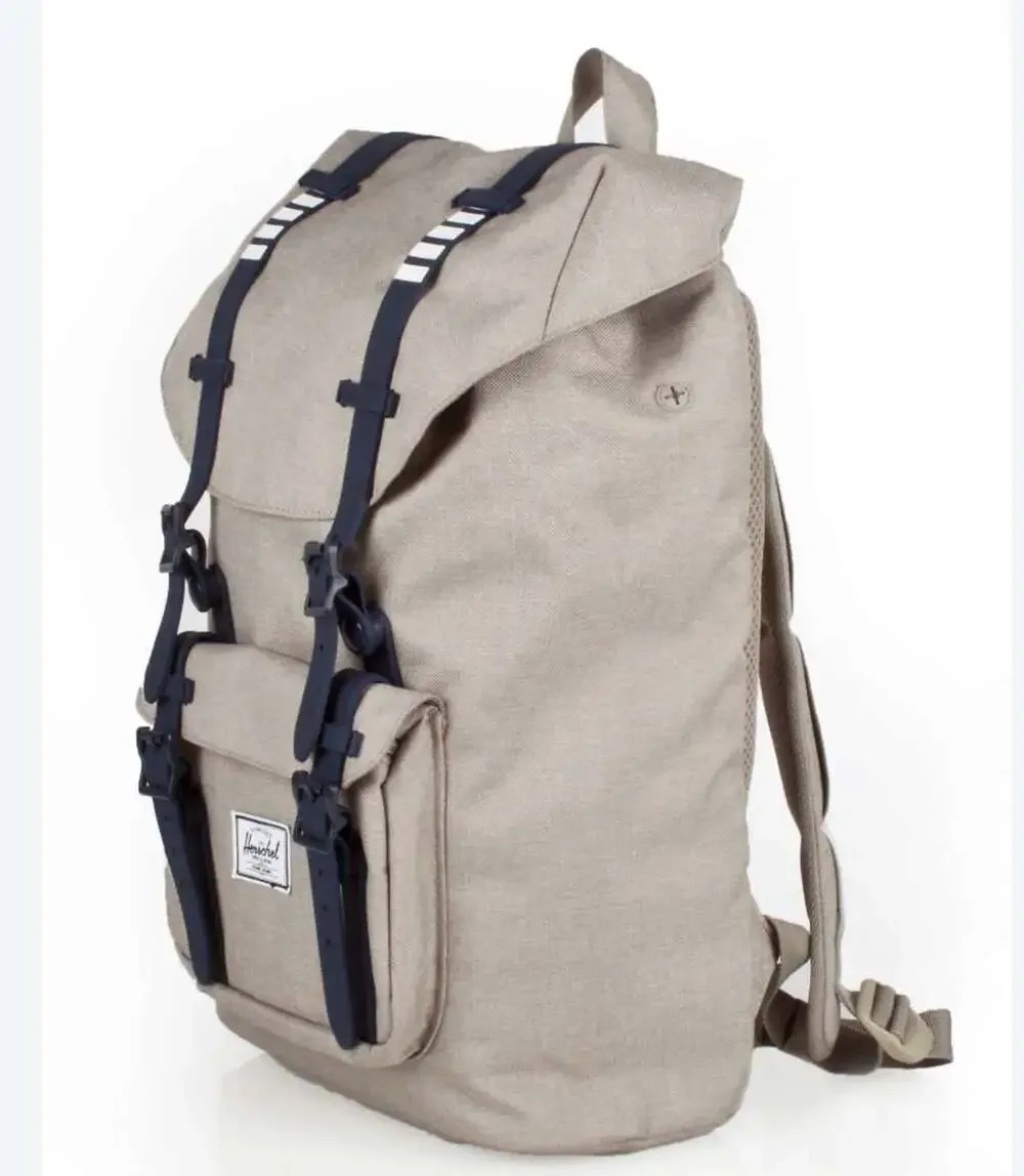 Herschel Supply Co. Retreat Backpack Light Khaki Crosshatch Peacoat Rubber